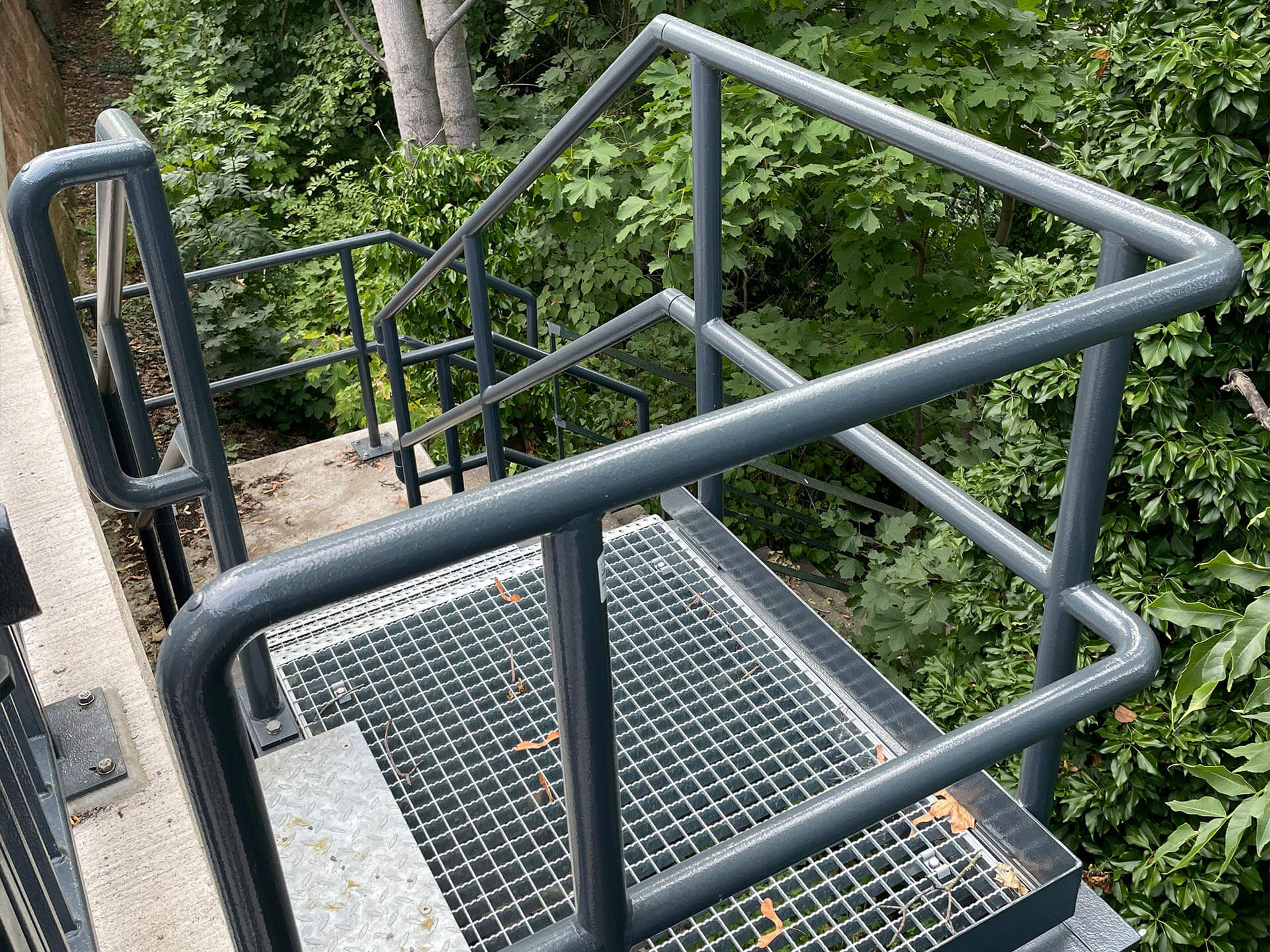 Rettungstreppe mit Rohrgeländer am Kommatzscher Tor